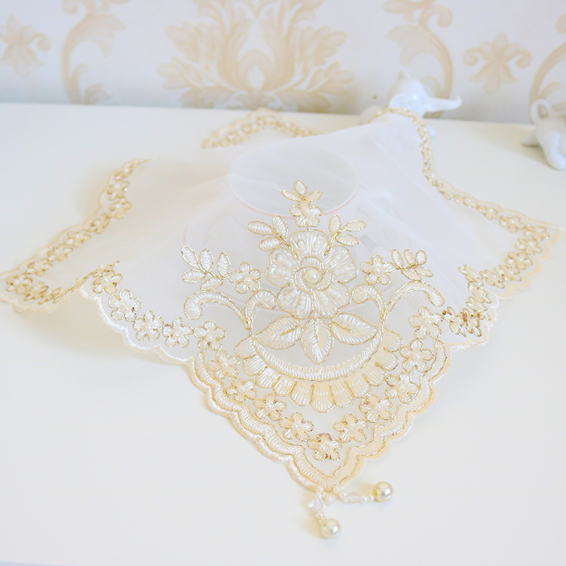 Luxury Sequin Lace Embroidery  - Coffee Tea Place recension och pris