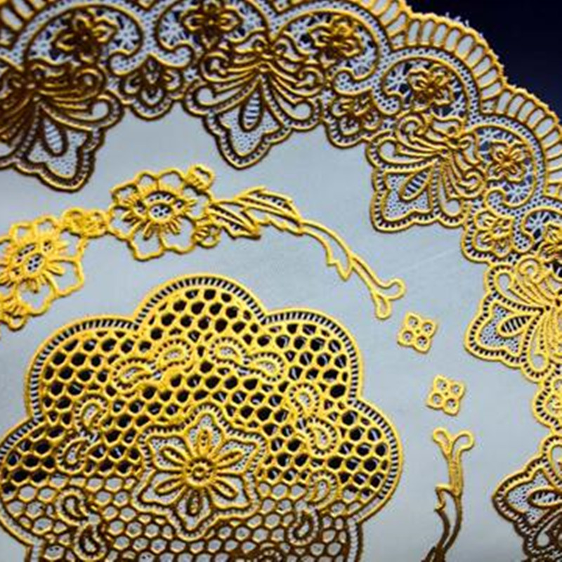 HOT Oval Lace PVC Gold Plastic - Coffee Tea Place recension och pris